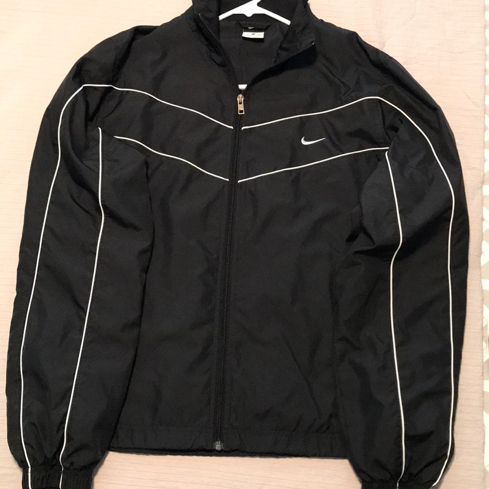 Nike track suit sz Medium